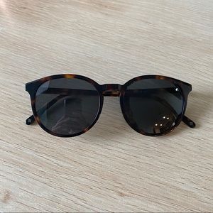 Muse x Hilary Duff Eva Sunglasses Non-prescription